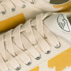 Stepney Workers Club Dellow Shroom Hands - Ecru/Honey -Emporio Clothing Shop stepney workers club dellow shroom hands ecru honey p57626 836238 image