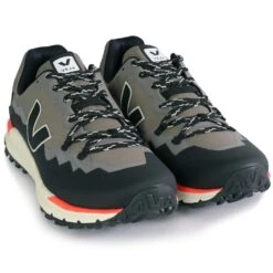VEJA Fitz Roy Trek-Shell - Basalte/Black -Emporio Clothing Shop veja fitz roy trek shell basalte black p57293 829039 image