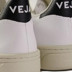VEJA V-10 CWL - White & Black -Emporio Clothing Shop veja v 10 cwl white black p59177 871088 image